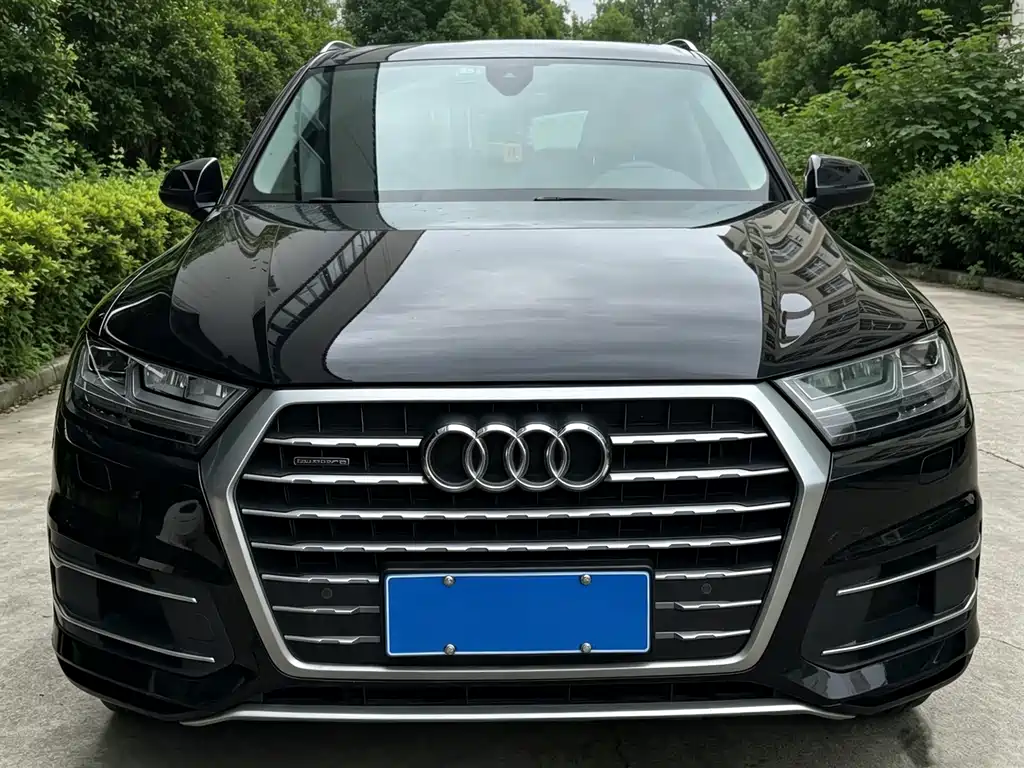Audi Q7 2018 40 TFSI Comfort