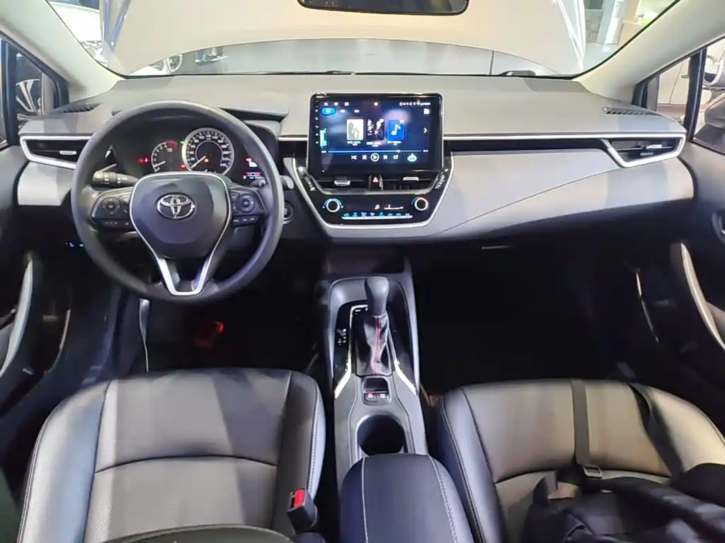 Toyota Corolla — миниатюра 10