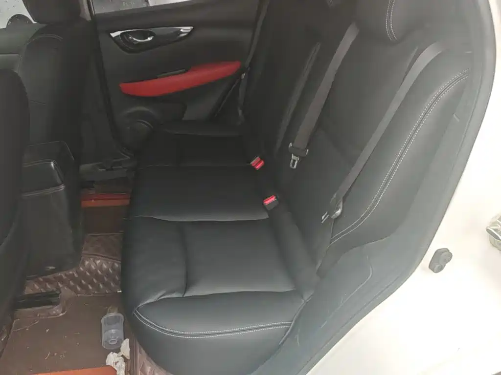 Nissan Qashqai — миниатюра 17