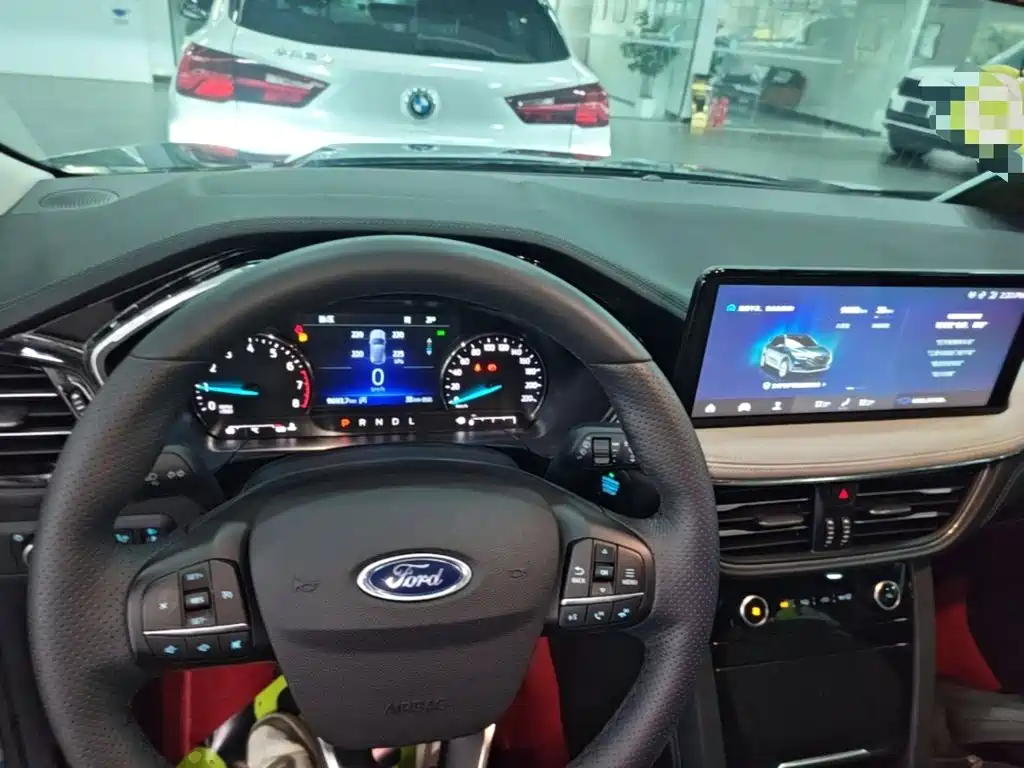 Ford Escape — миниатюра 10