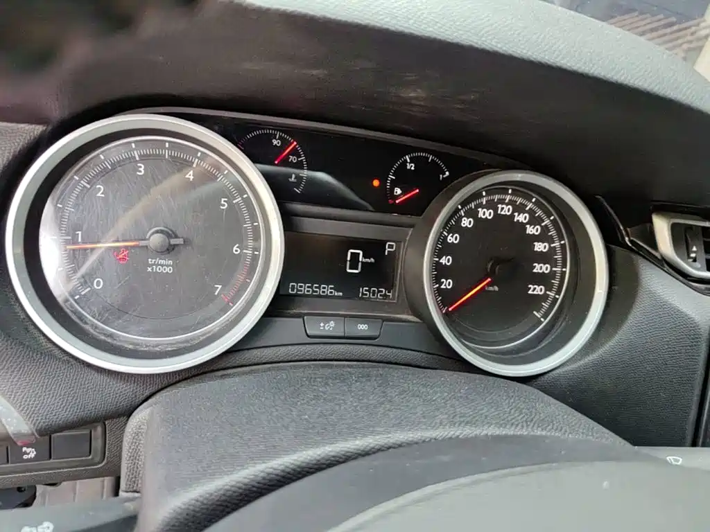 Peugeot 408 — миниатюра 12
