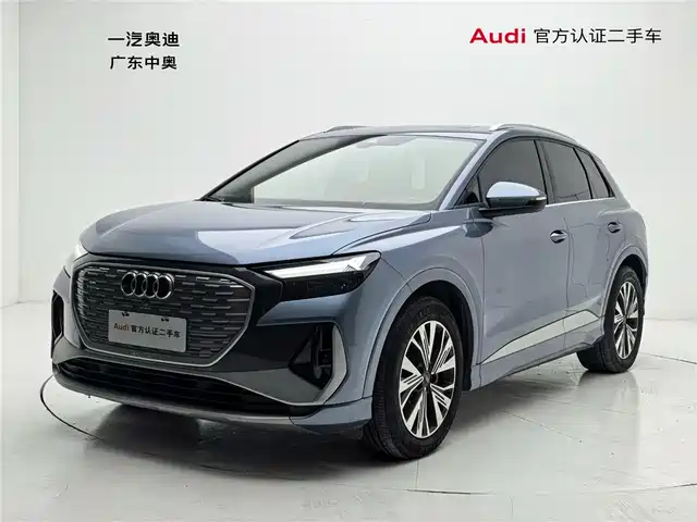AUDI Q4 E TRON 2024