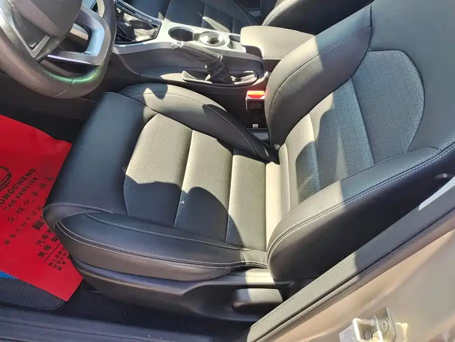 Geely Emgrand — миниатюра 9