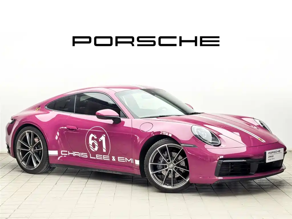 PORSCHE 911