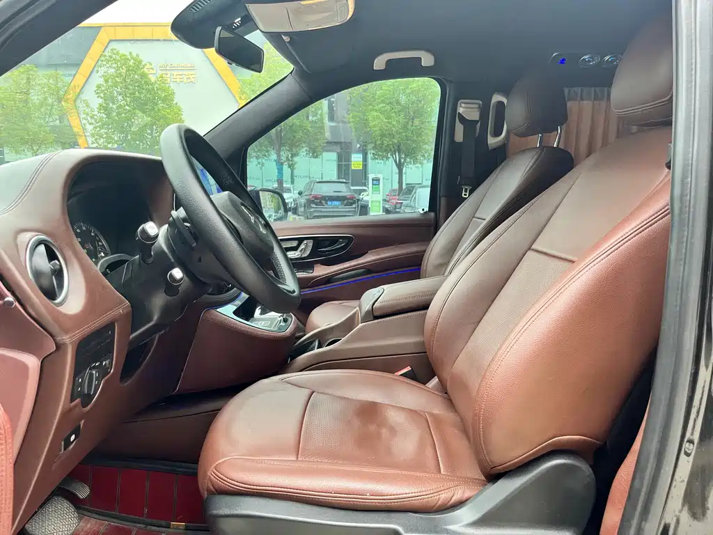 Mercedes-Benz Vito — миниатюра 5
