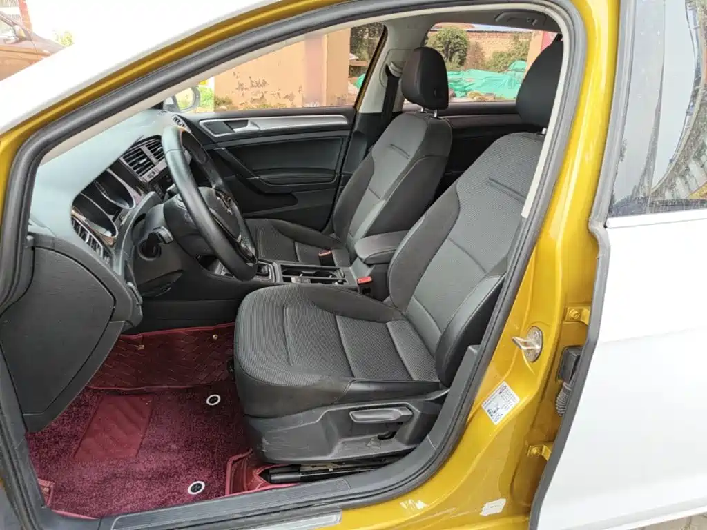 Volkswagen Golf — миниатюра 15