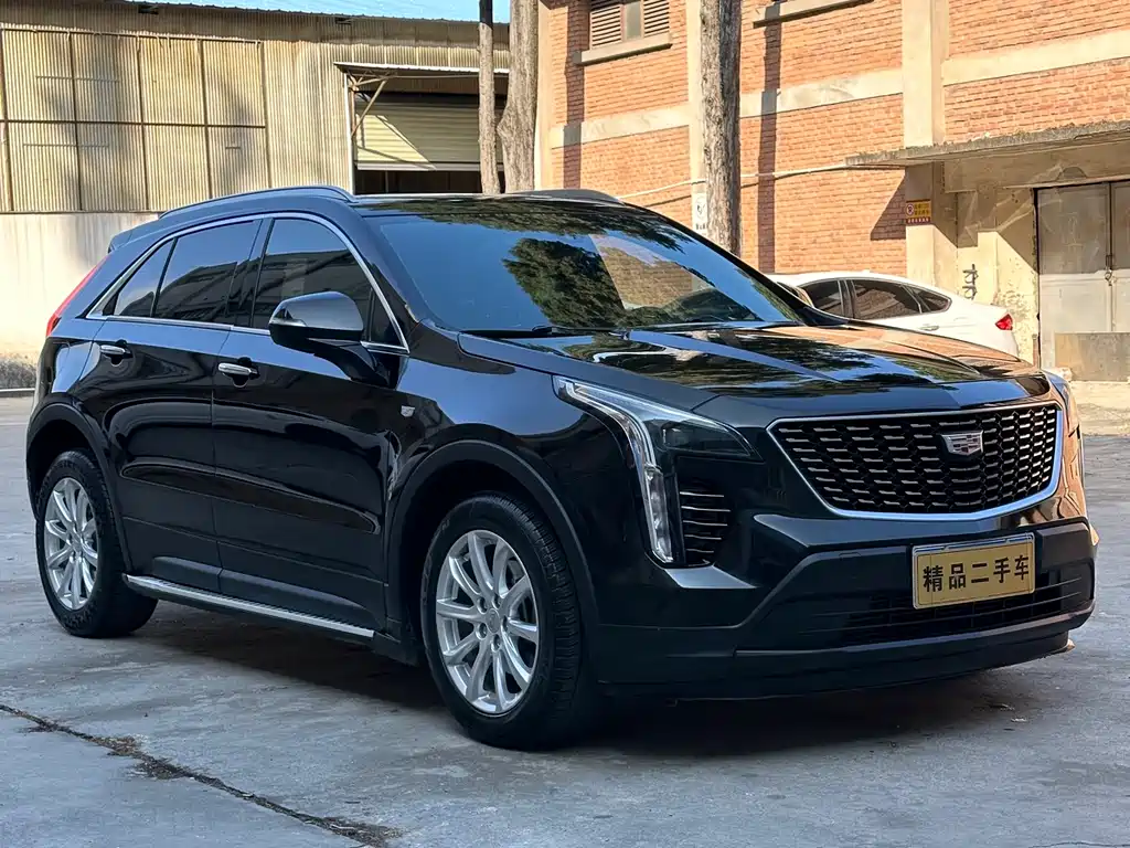 Cadillac XT4 2021 28T Lead