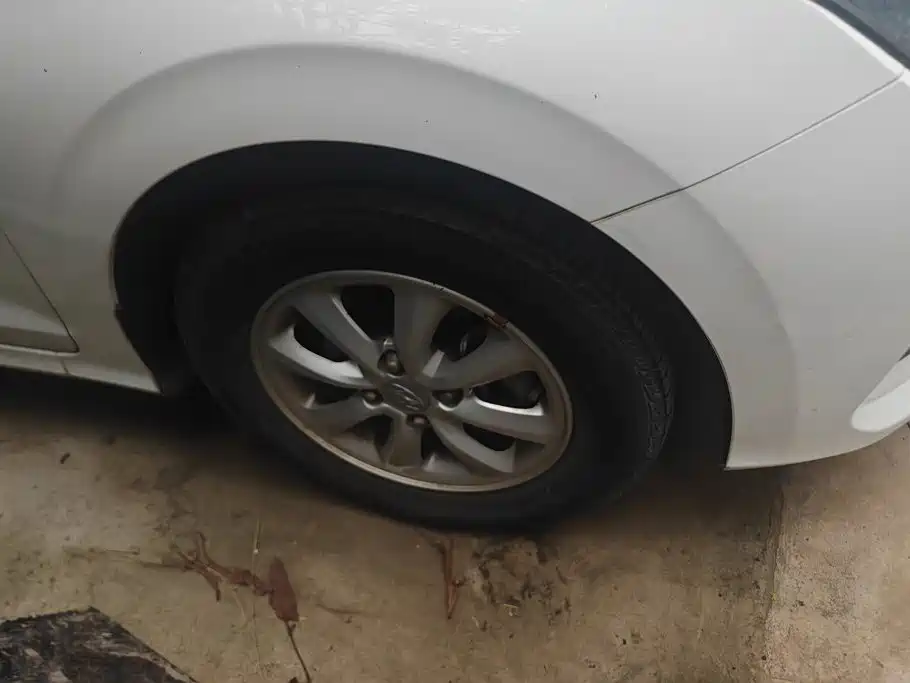 Hyundai Verna — миниатюра 6