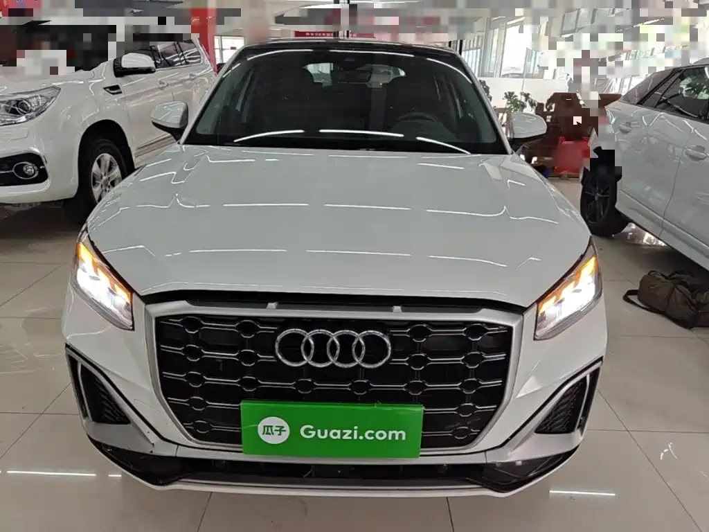 Audi Q2L — миниатюра 3