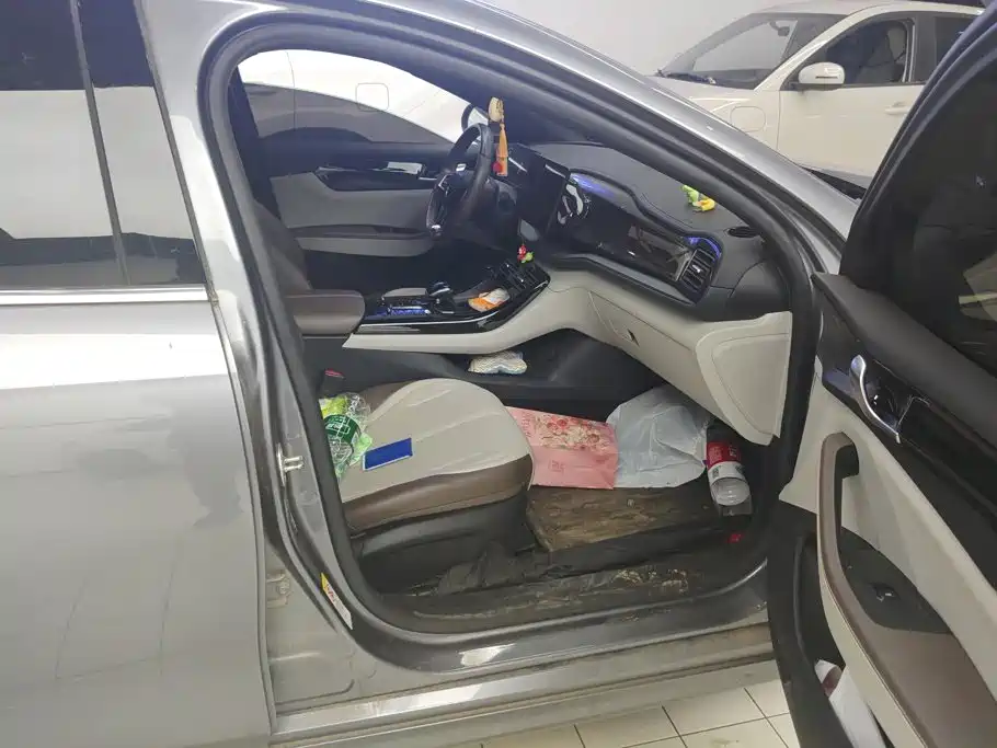 BYD Qin PLUS — миниатюра 8
