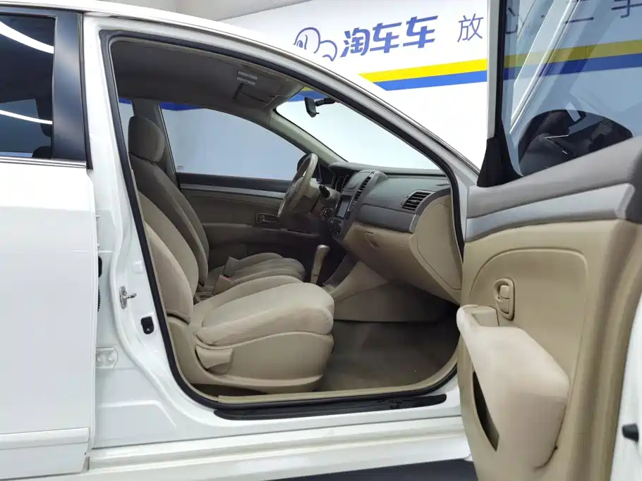 Nissan Sylphy — миниатюра 8