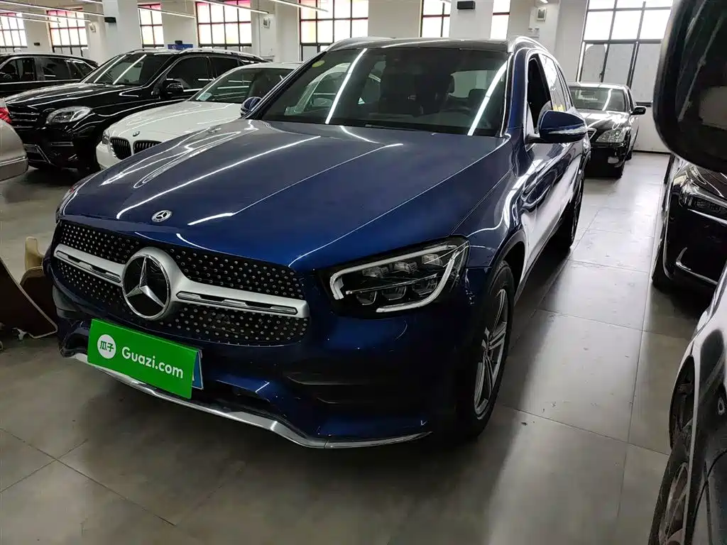 Купить Mercedes-Benz GLC