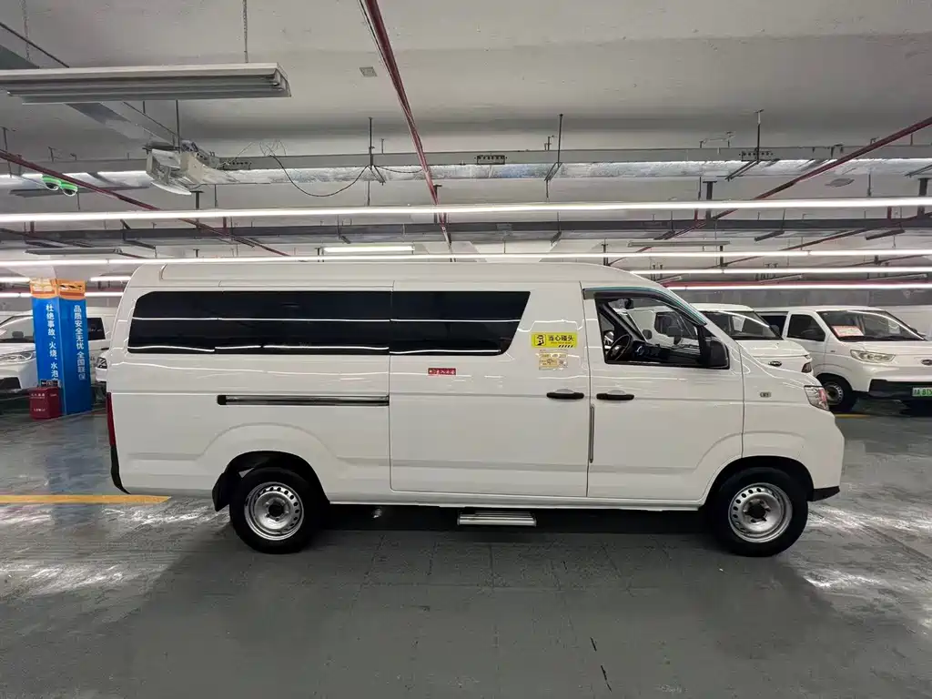 Cowin Kai Wing Dolphin E7. — миниатюра 4