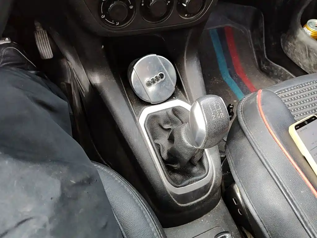 Peugeot 301 — миниатюра 14