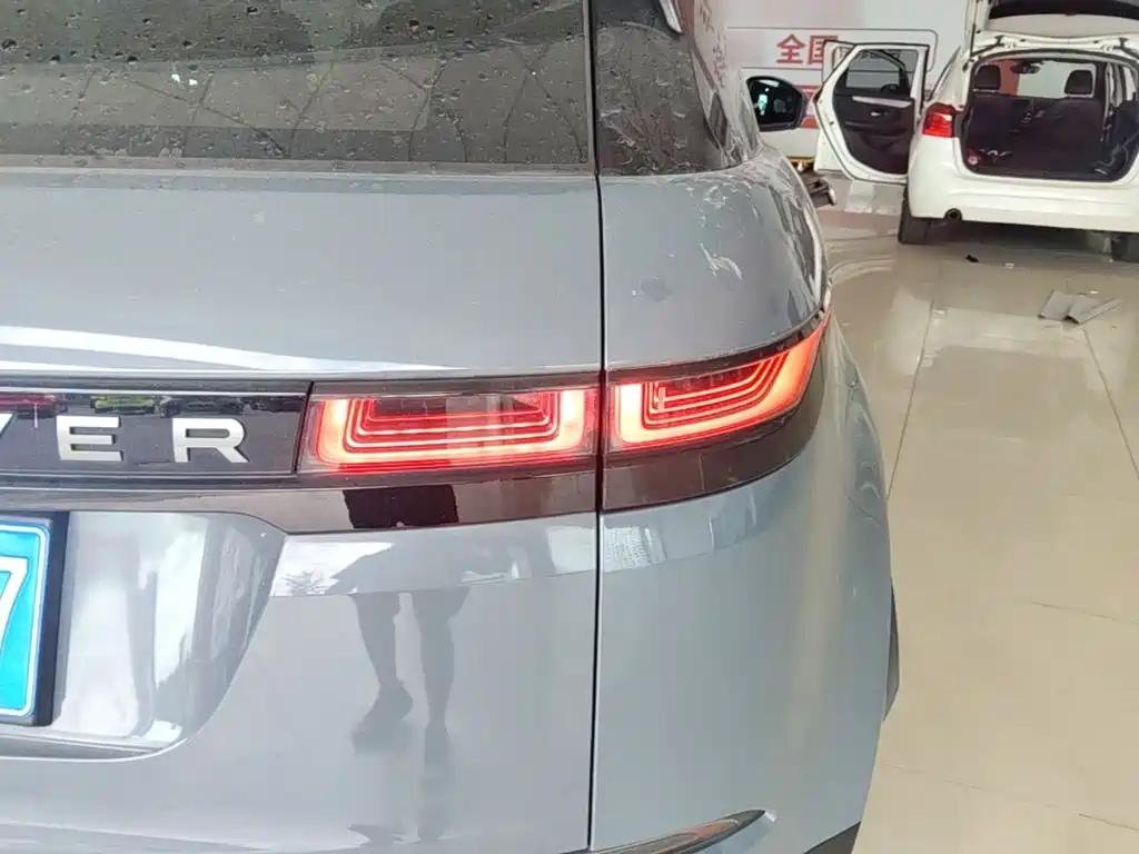 Land Rover Evoque — миниатюра 8