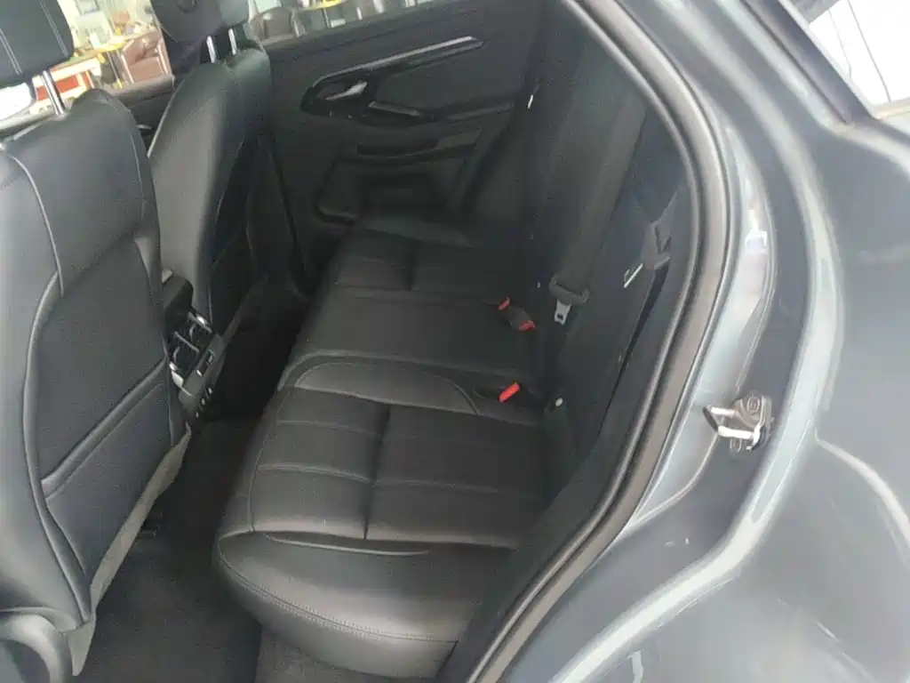Land Rover Evoque — миниатюра 17