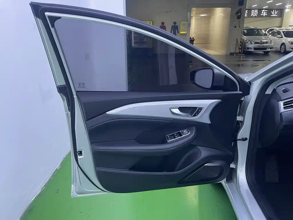 Roewe Feifan ER6 — миниатюра 19