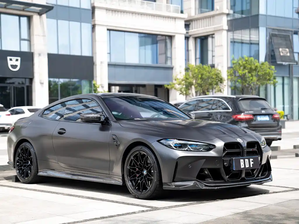 BMW M4 — миниатюра 3
