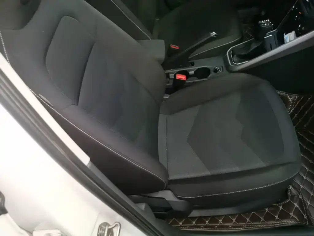 Volkswagen Polo — миниатюра 25