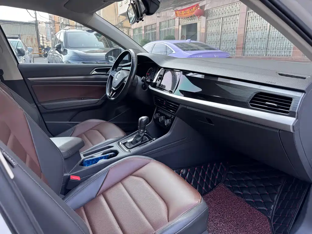 Volkswagen Lavida 2019 280TSI DSG Luxury VI