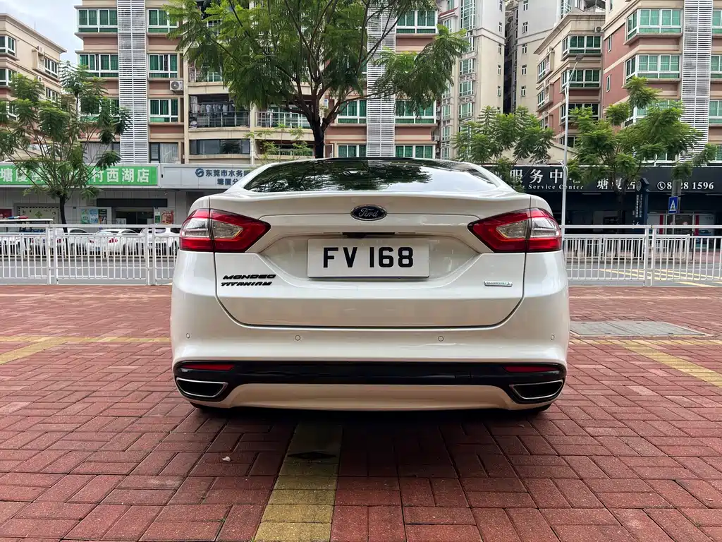 Ford Mondeo — миниатюра 5