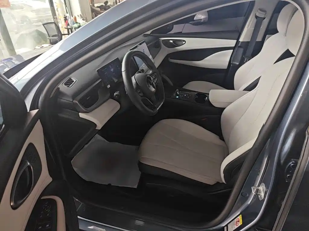 BYD Seal 05 DM-i — миниатюра 16