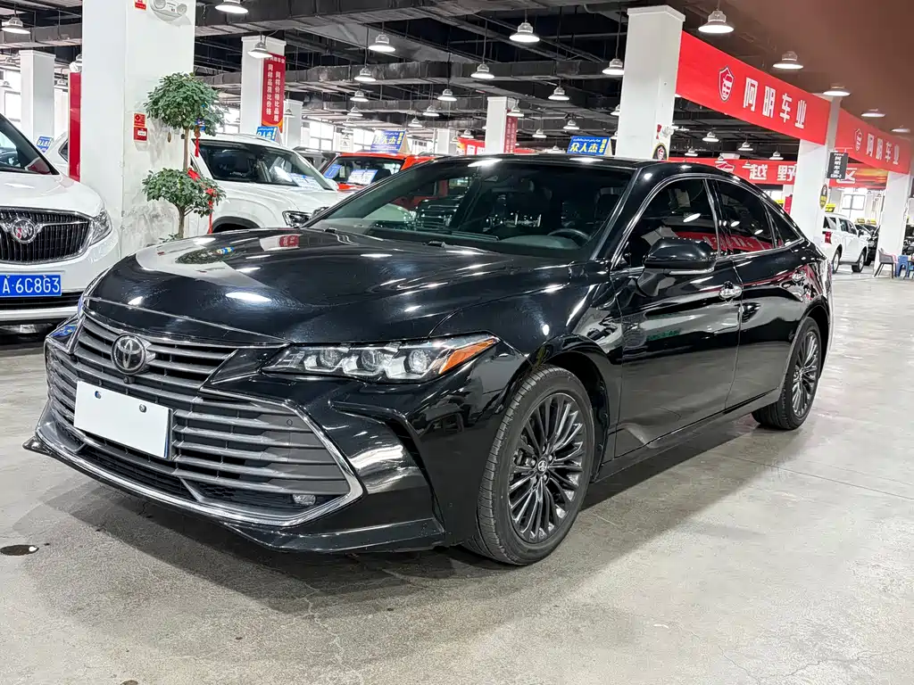 Toyota Avalon — миниатюра 2