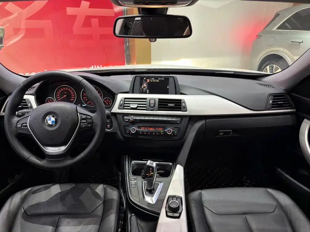 BMW 3 Series GT — миниатюра 7