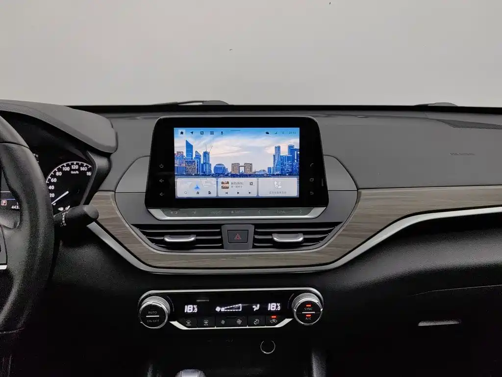 Nissan Teana — миниатюра 12