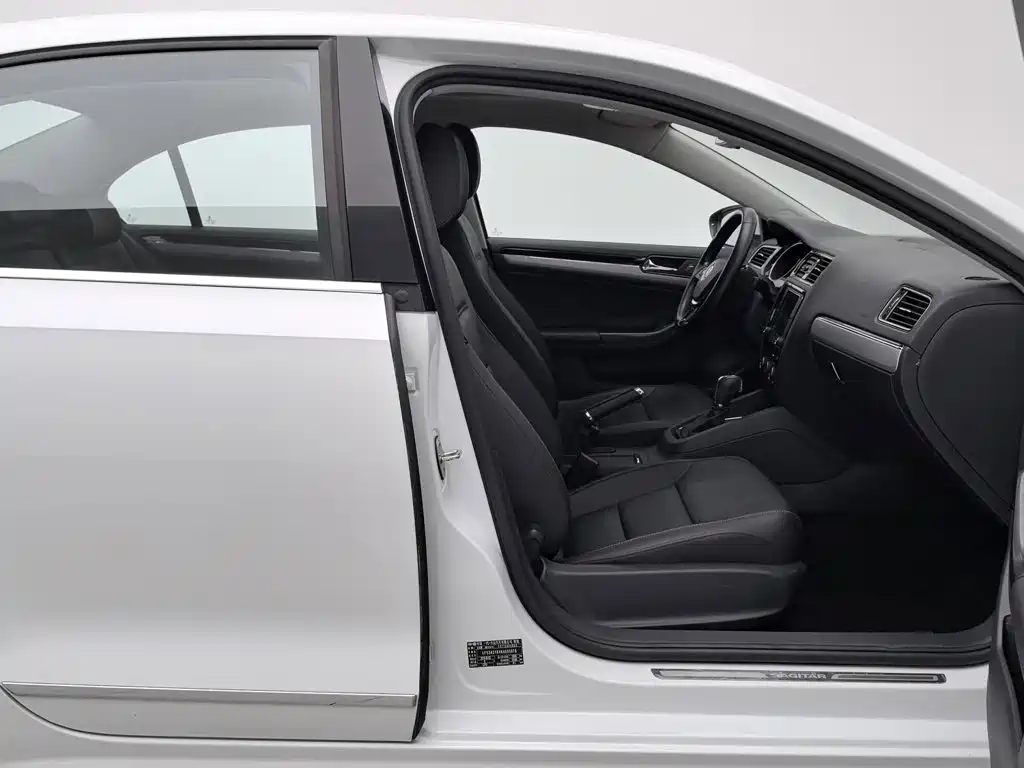 Volkswagen Sagitar — миниатюра 23