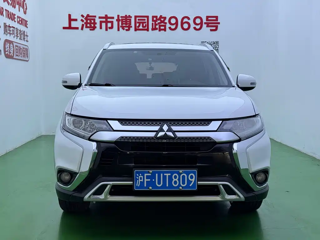 Mitsubishi Outlander — миниатюра 2