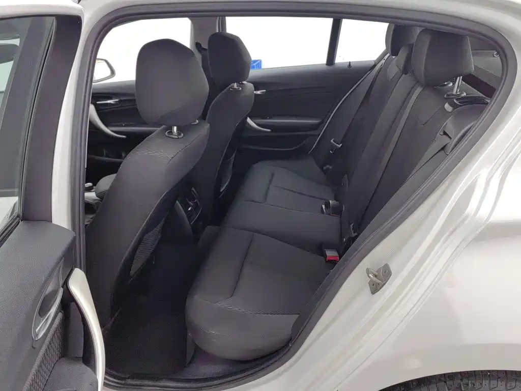 BMW 1 Series (Import) — миниатюра 15