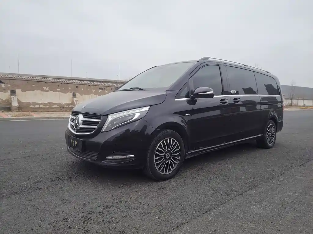 MERCEDES-BENZ V CLASS
