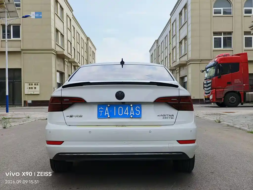 Volkswagen Sagitar — миниатюра 8