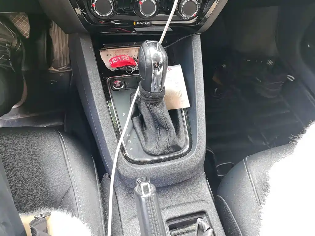 Volkswagen Sagitar — миниатюра 15