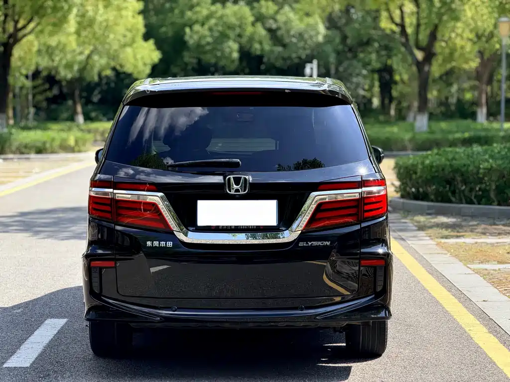 Honda Elysion — миниатюра 5
