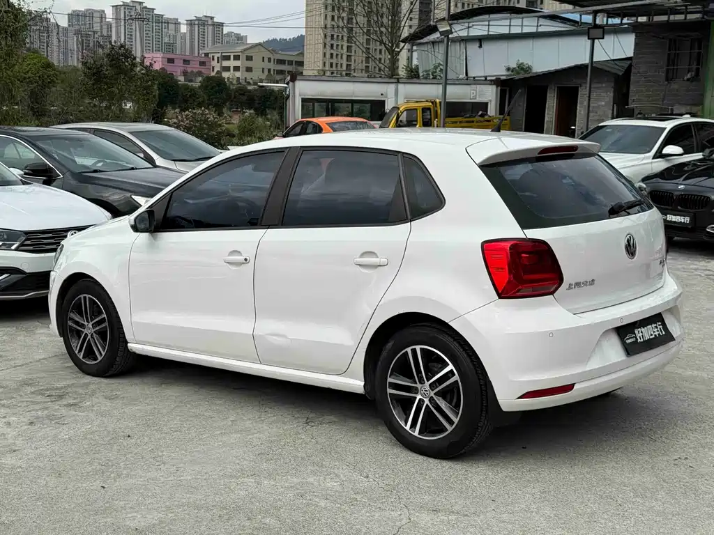 Volkswagen Polo — миниатюра 9