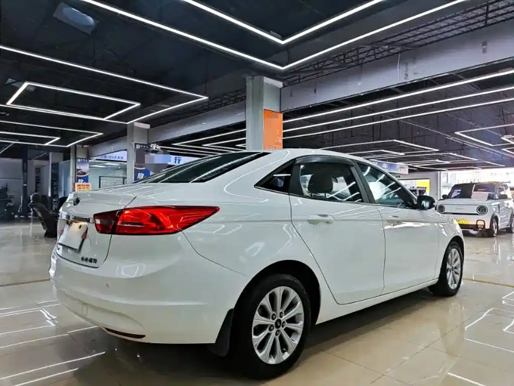 Ford Escort — миниатюра 6