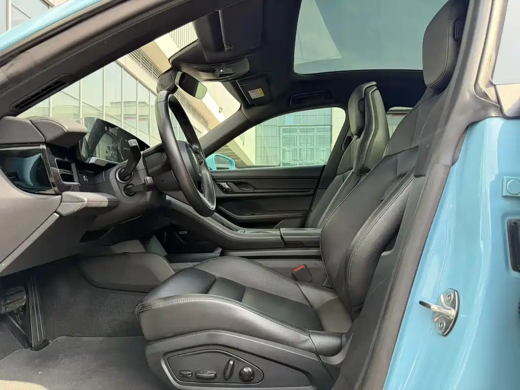 Porsche Taycan 2020 Taycan