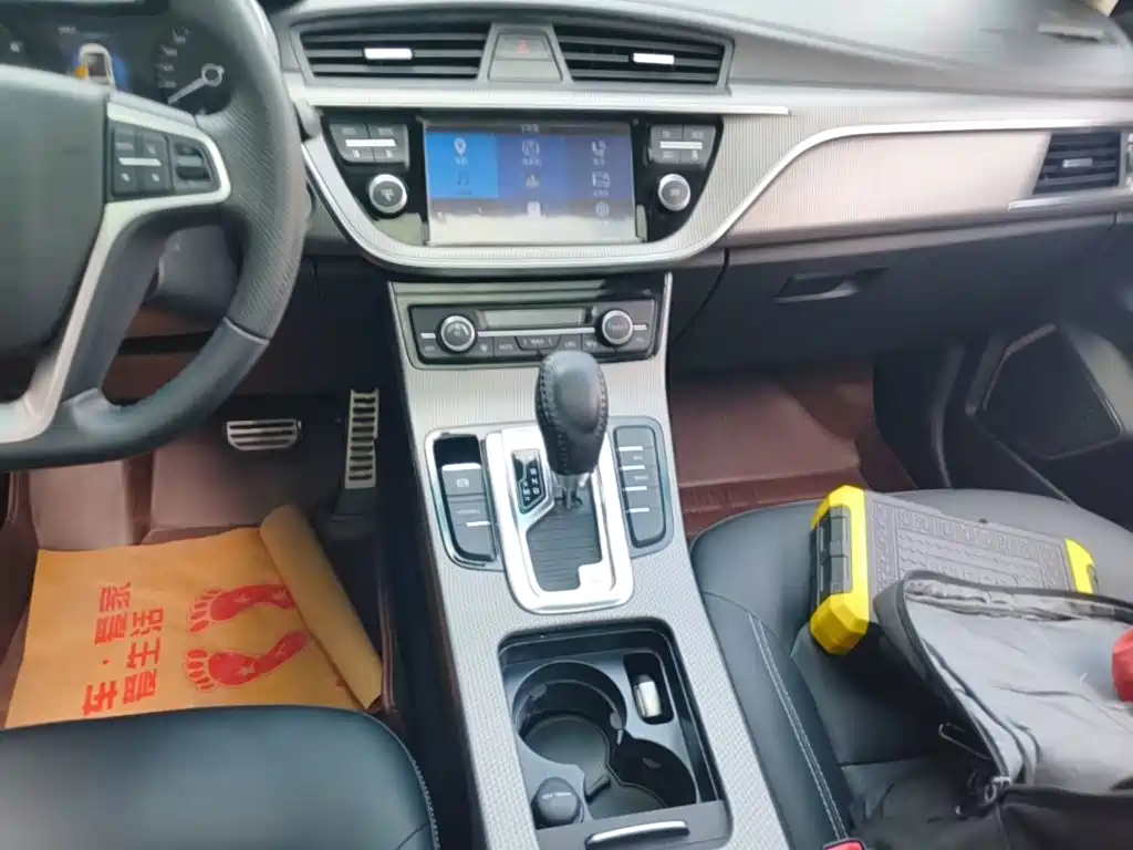 Geely Emgrand GS — миниатюра 14