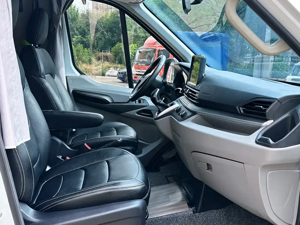 Maxus V90 RV — миниатюра 10