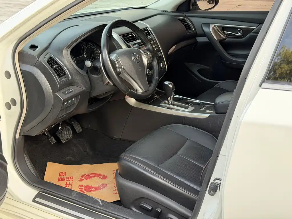 Nissan Teana — миниатюра 8