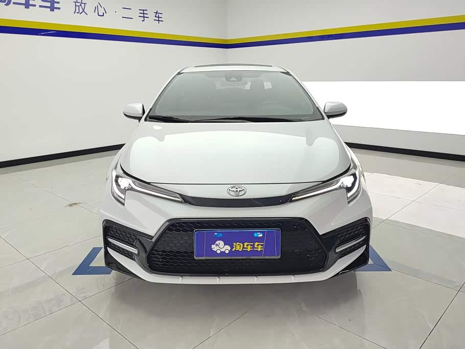 Toyota Levin 1.2 л 2021 г. Белый, пробег 29900 км