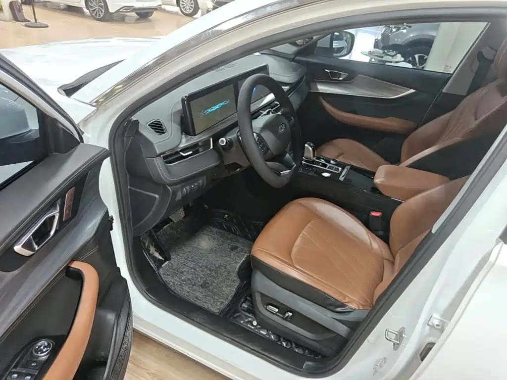 Chery Tiggo 8 PLUS — миниатюра 16