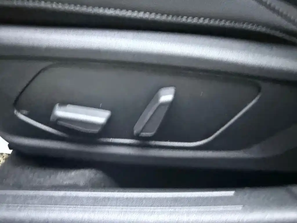 Hyundai Elantra — миниатюра 14