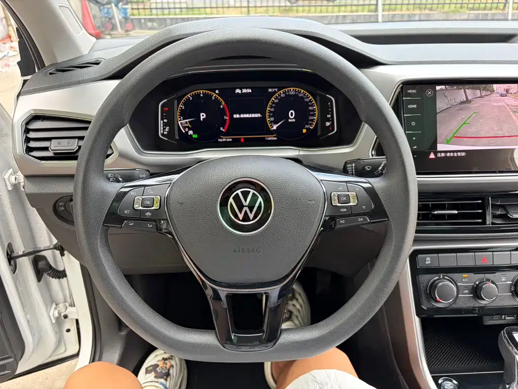 Volkswagen T-Cross — миниатюра 15