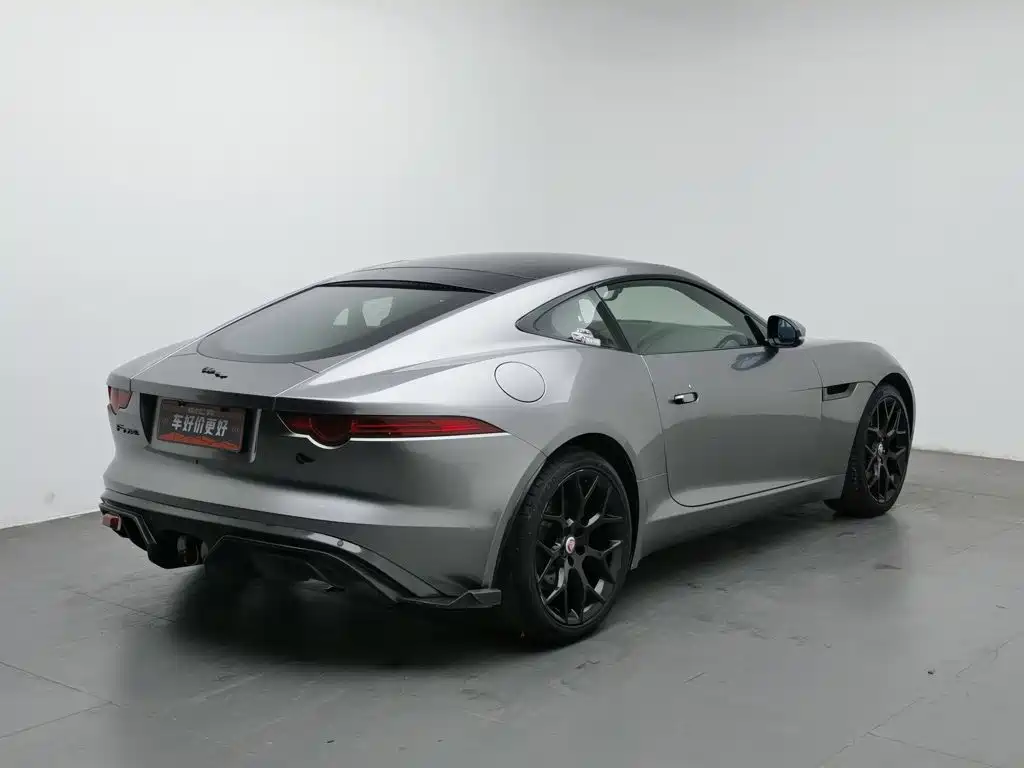 Jaguar F-TYPE — миниатюра 2