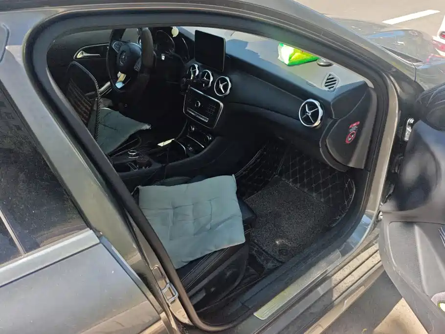 Mercedes-Benz GLA — миниатюра 8