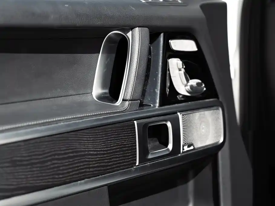 MERCEDES-BENZ G CLASS