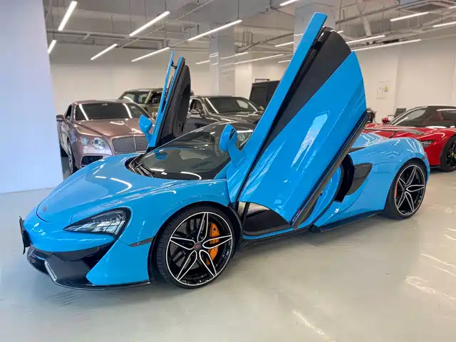 MCLAREN  570 2019